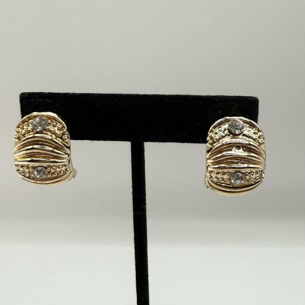Vintage 80s Gold Dome Earrings | Ribbed Rhinestone Statement - Picture 14 of 14